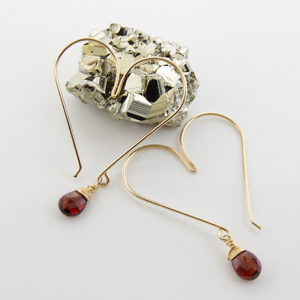 Heart Hoops Medium - Garnet